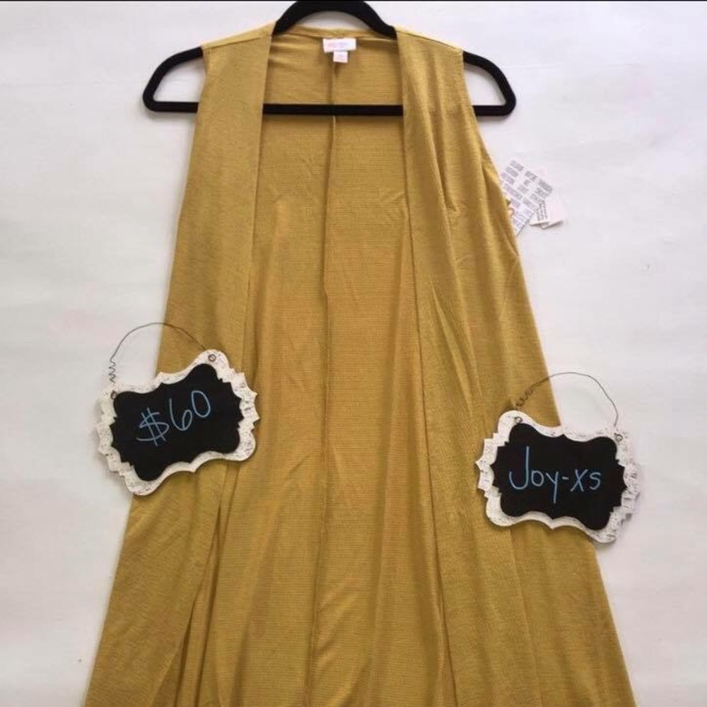 Lularoe Joy XS cover up. NWT